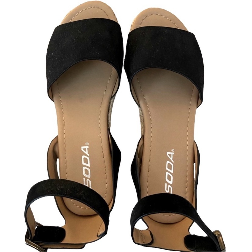 SODA SIZE 4 BLACK ESPADRILLES SANDALS